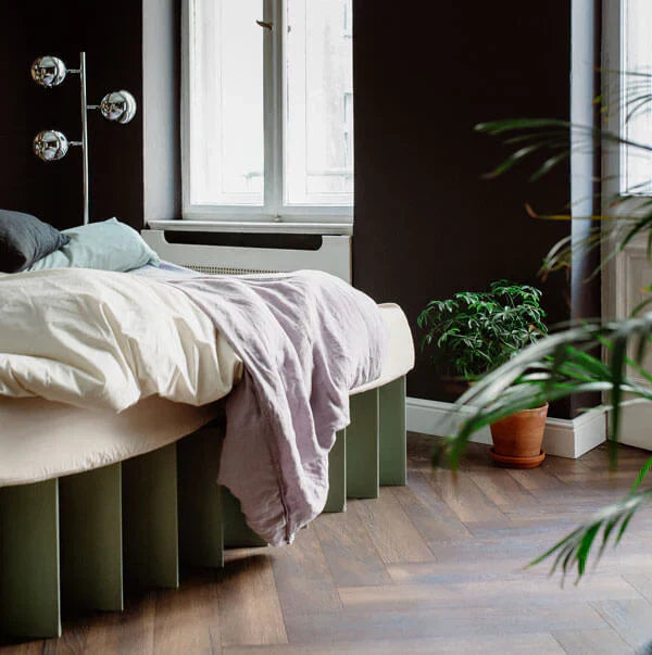 WHAT MAKES OUR CARDBOARD FURNITURE SO SUSTAINABLE?