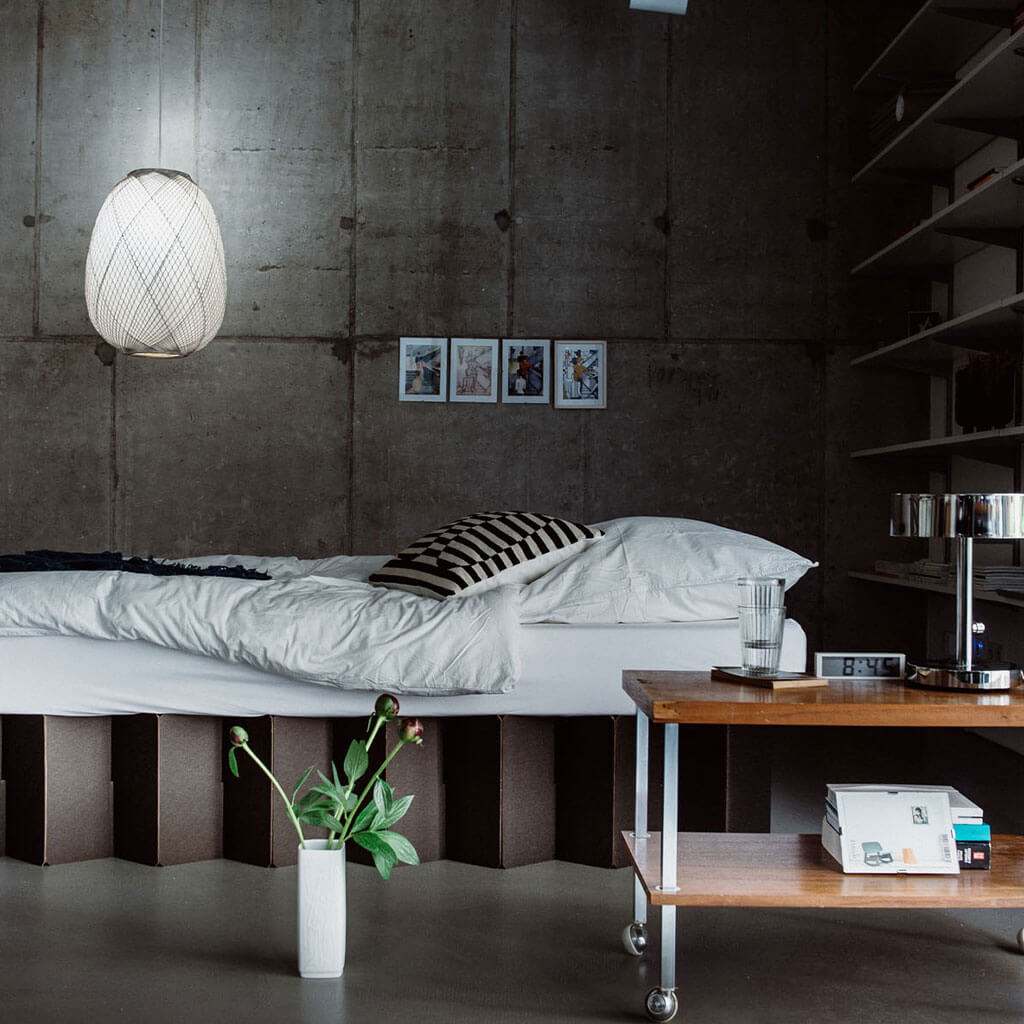 RIAB Family Bed 2.0 made of corrugated cardboard black